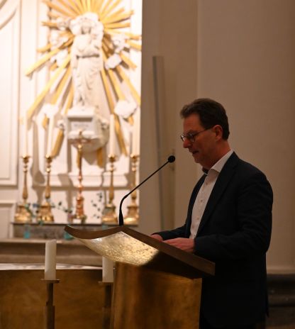 Tentoonstelling L.B. Dewez feestelijk geopend