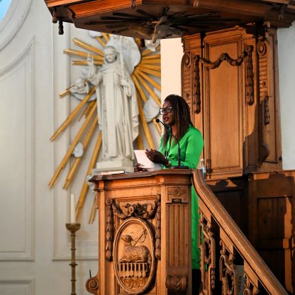 Marie Bamutese, een Vredesvrouw op de Preekstoel