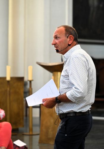 Marie Bamutese, een Vredesvrouw op de Preekstoel