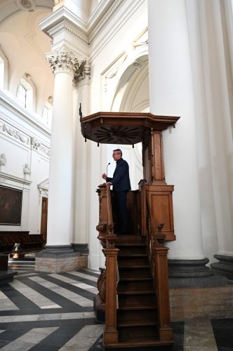 Rector Luc Sels, een man met een missie