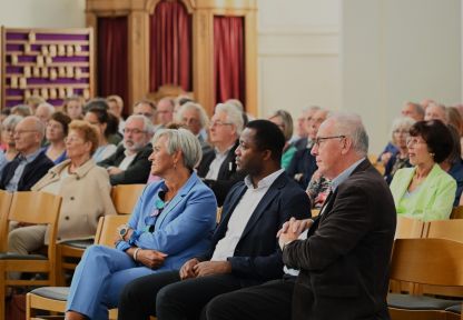 Geslaagde Abdijdag op weg naar Vlierbeek 900