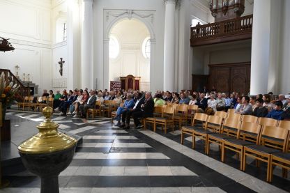 Geslaagde Abdijdag op weg naar Vlierbeek 900