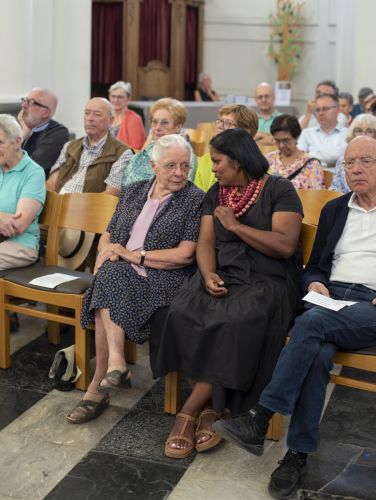 Julie Hendrickx roept op tot verbinding