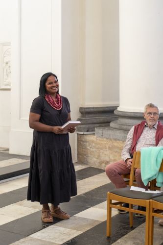 Julie Hendrickx roept op tot verbinding