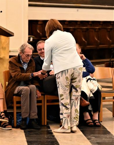 Réginald Moreels getuigt in bomvolle kerk