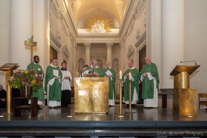 Een viering van 900 jaar gebed en verbondenheid