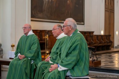 Een viering van 900 jaar gebed en verbondenheid